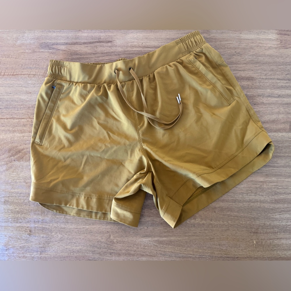 CALIA by Carrie Underwood womens Tan Athletic Shorts